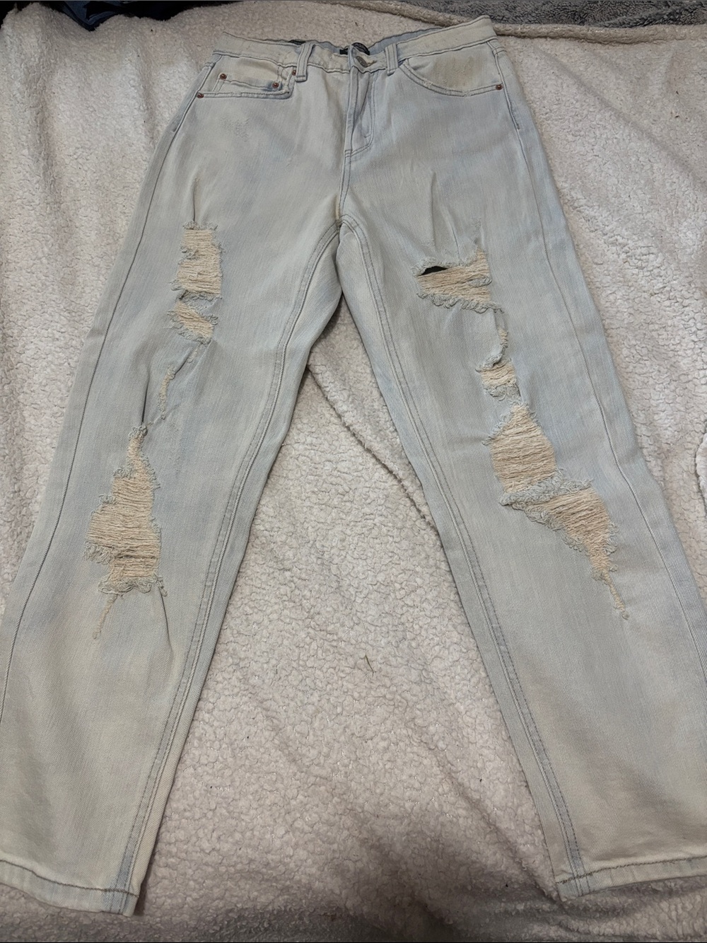 wild fable Light Wash Distressed Boyfriend Jeans